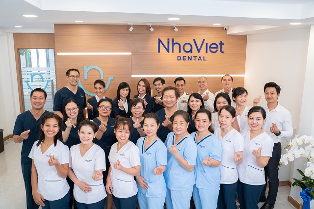 Đội ngũ bác sĩ nha khoa Premier